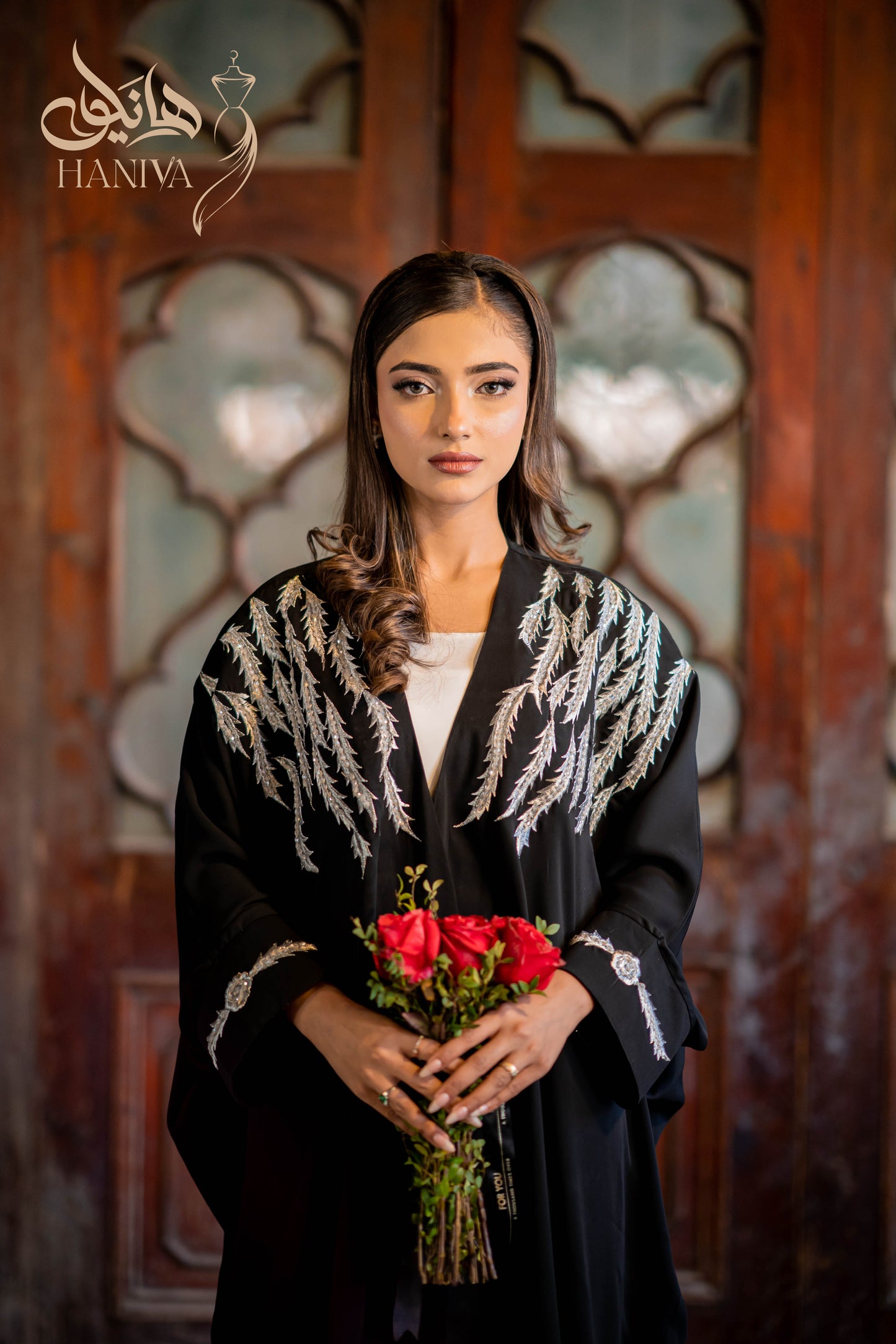Nuqra-e-Shab Abaya