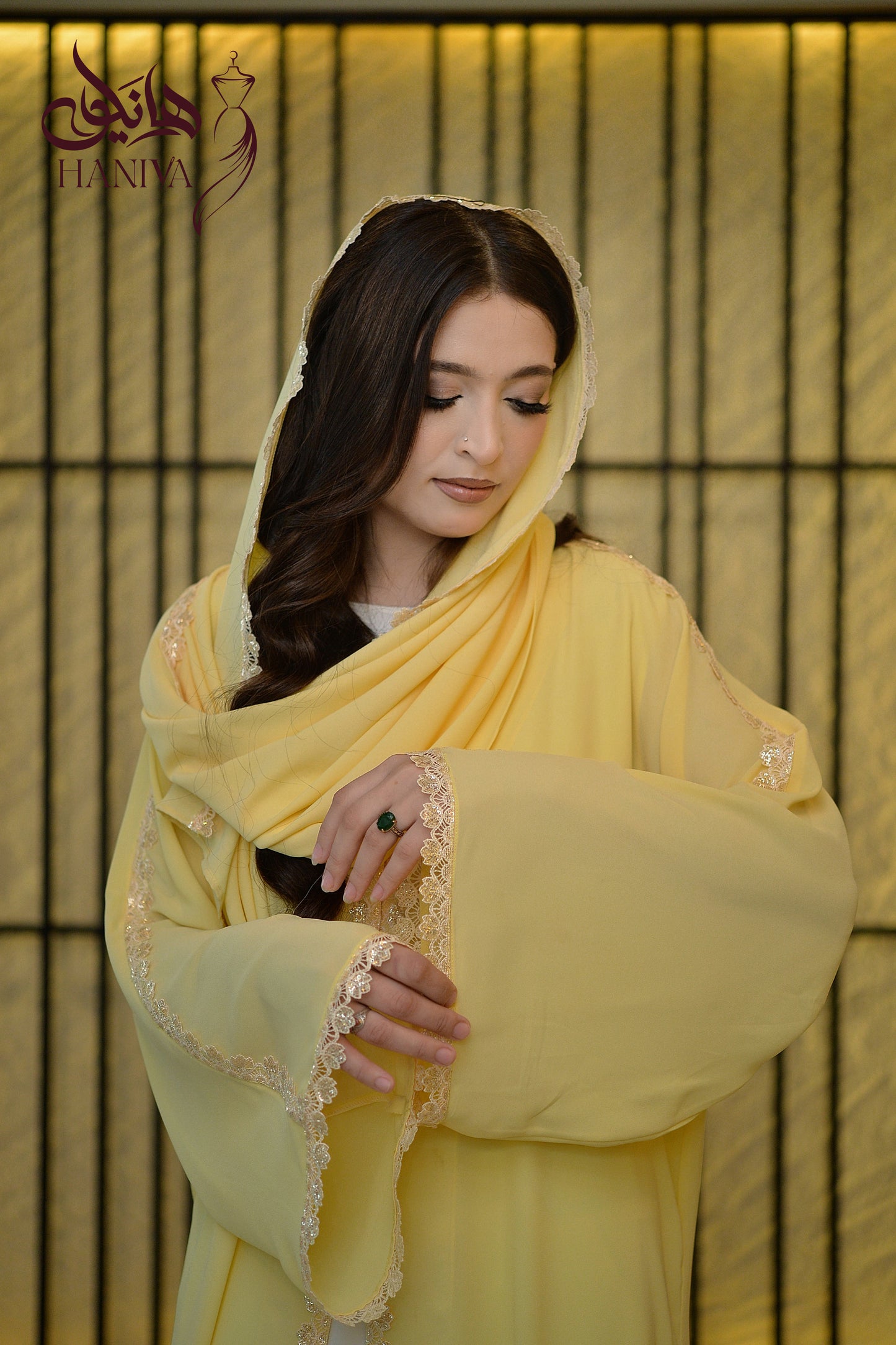 Noor Abaya